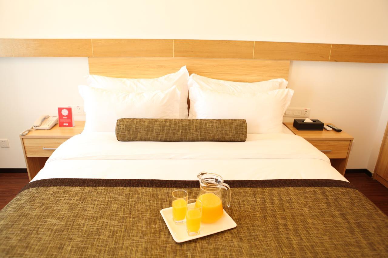 Oyo8001 Tiandi Hotel Shenzhen Exteriör bild