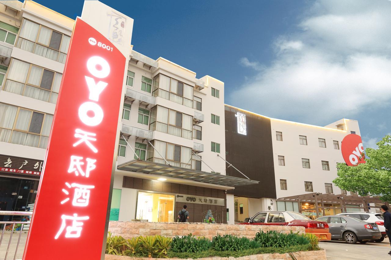 Oyo8001 Tiandi Hotel Shenzhen Exteriör bild