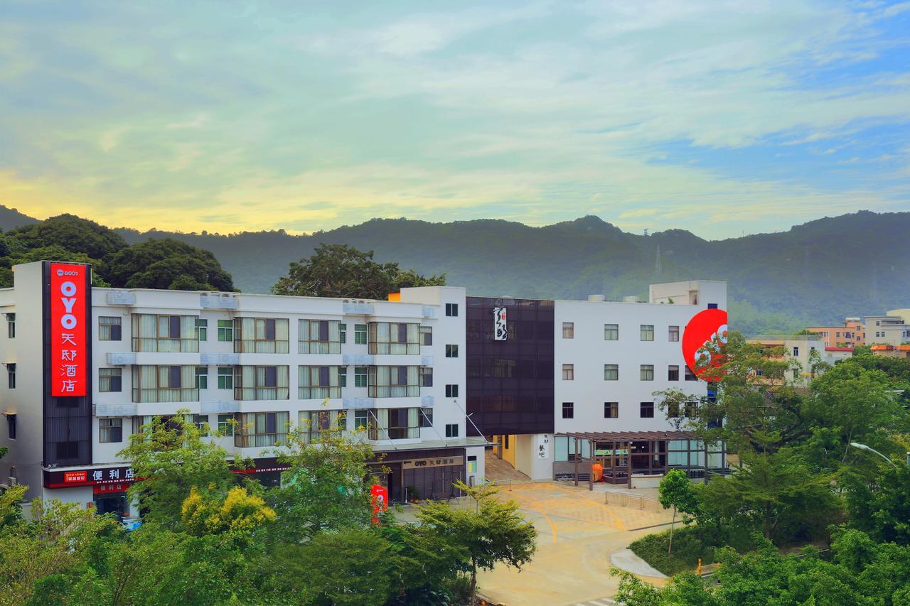 Oyo8001 Tiandi Hotel Shenzhen Exteriör bild