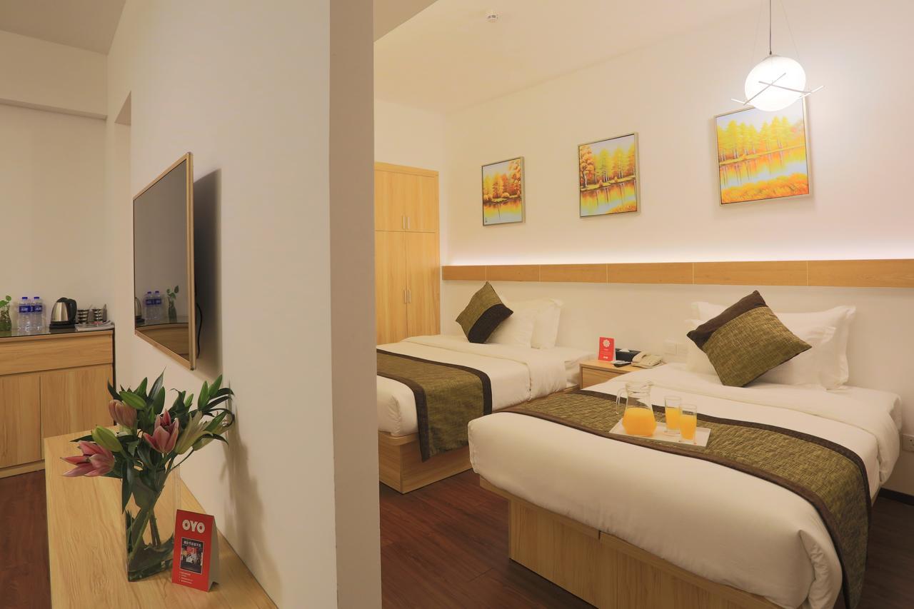 Oyo8001 Tiandi Hotel Shenzhen Exteriör bild